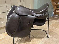 17.5” Ideal FWB VSD HOOP TREE GP saddle in Brown W- XW excellent condition 