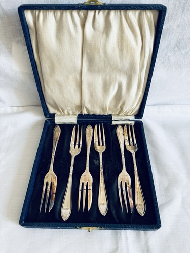 Epns silver vintage cake - vintage, fork
