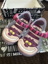 Alice In Wonderland Mini