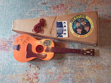 The Beatles New Beat Selcol Guitar 1964 , Original Box & Sticker,  Strap & Book
