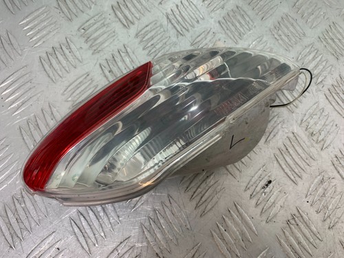Piaggio mp3 250 - left, rear