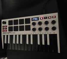 Akai Professional MPK Mini MK3