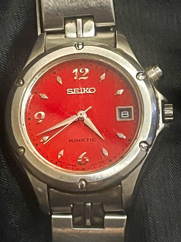 Seiko kinetic quartz watch - quartz, red