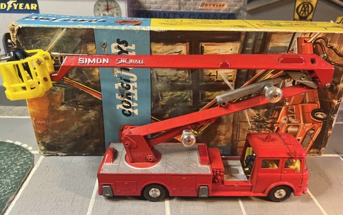 Corgi 1127 simon snorkel - corgi,