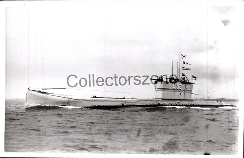 Royal navy submarine l52 - royal,