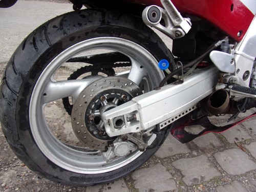 Yamaha yzf1000 thunderace - yamaha,