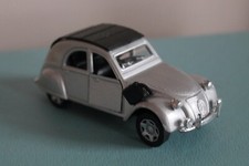 Unbranded 4.8” CITROEN 2CV