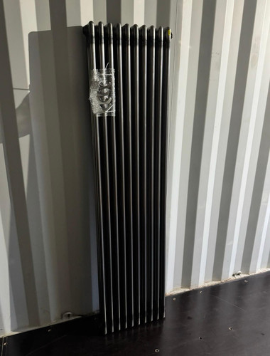 Raw metal triple column - raw,