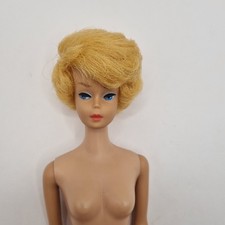 Barbie Vintage Original 1960s Blonde  Bubblecut BARBIE - so pretty 