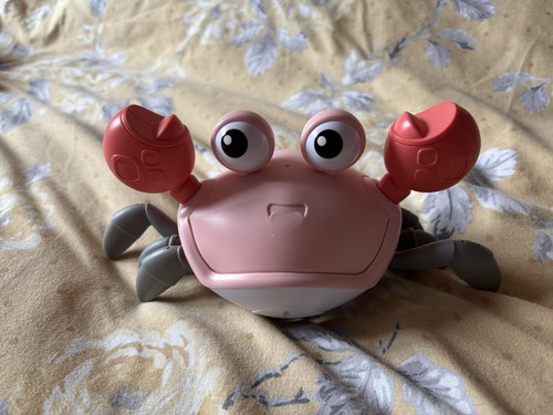 Crawling crab baby - crawling,
