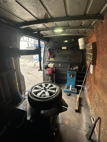 Mercedes sprinter mobile - sprinter, tyre
