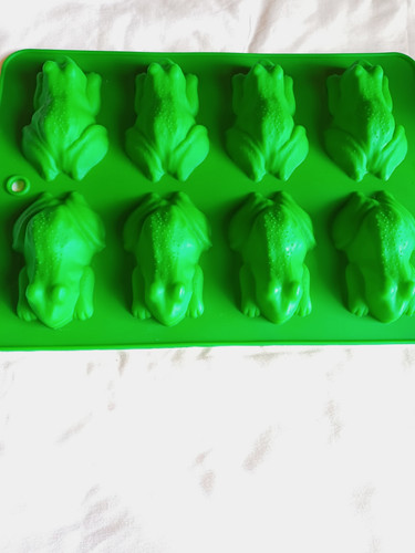 Green silicone frog - green,