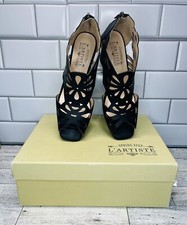 L’Artiste Spring Step