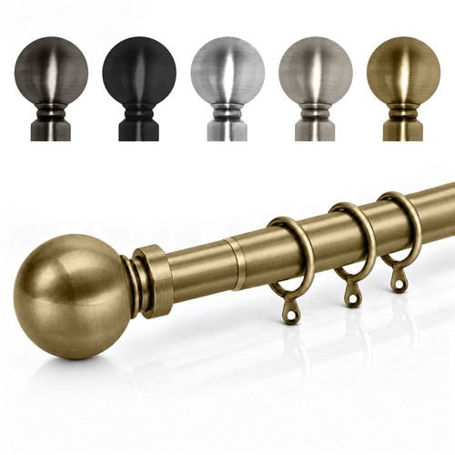 Extendable curtain pole with - curtain,