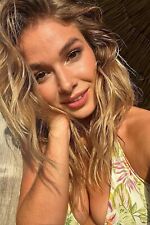 PHOTO NO. 30 - LOLA WEIPPERT