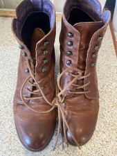 Red dead leather - dead,