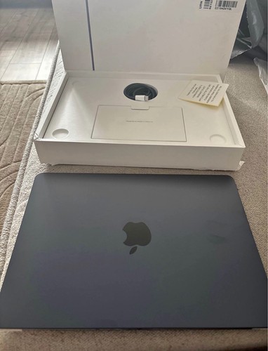 Apple macbook air 6in m5 - 13.6in,