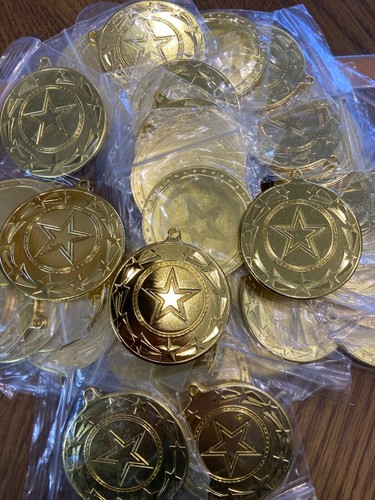 100x gold medals solid medal - gold,