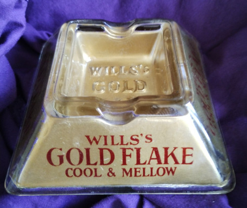 1930s wills gold - 1930s, flake