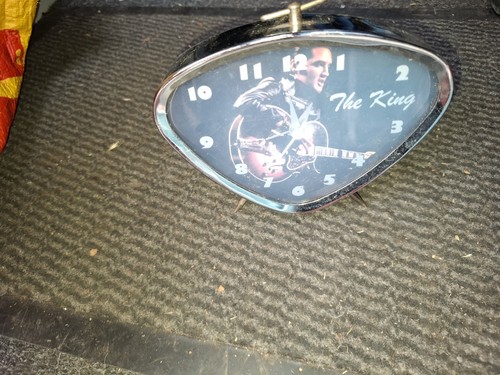 Retro wind elvis alarm - retro,