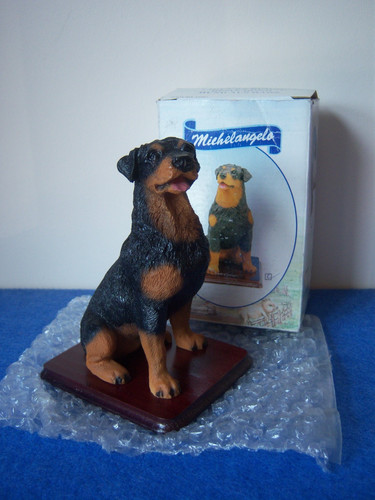 Rottweiler resin dog ornament - rottweiler,
