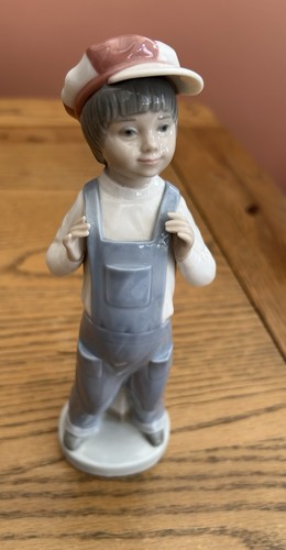 Lladro boy figurine - boy,