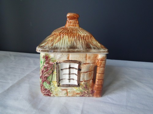 Vintage 1960s olde cottage - vintage,