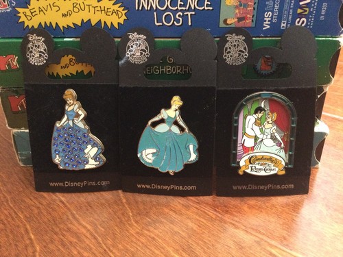 Disney cinderella pin - 3,