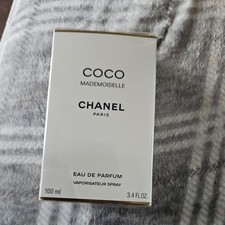 COCO Mademoiselle Chanel Paris