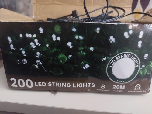 200 led string - string, warm
