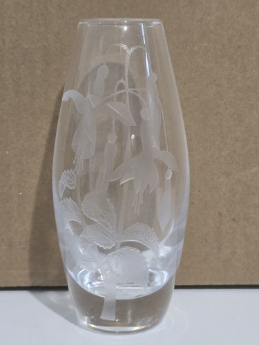 Minature etched fusia - etched, flower