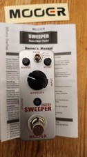 Mooer Bass sweeper pedal