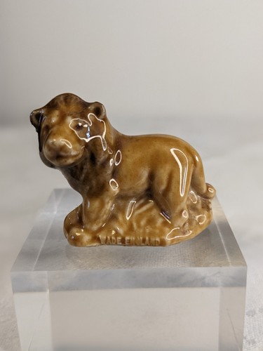 Wade whimsies prowling lion - whimsies,