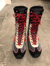 Funky Christian Lacroix Lace