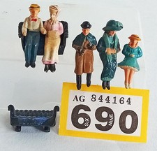 Old Corgi Classics 3 figures for 1910 Daimler  + figures for Model T Ford 690