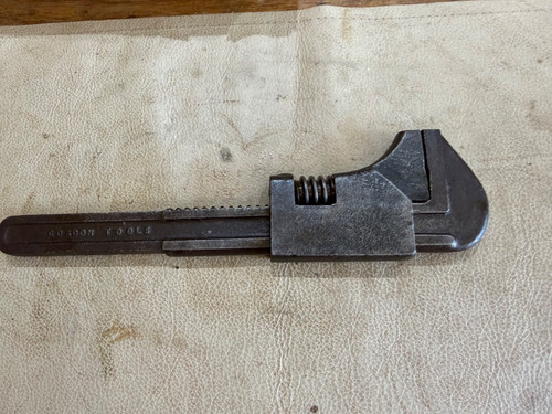 Gordon tools monkey - gordon, wrench