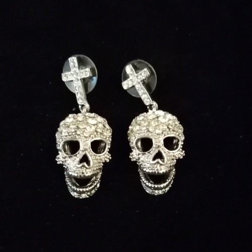 Butler and wilson cross - and,