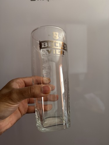 Brand new becks vier pint - new,