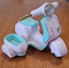 LORI SCOOTER W/ SIDECAR  W/ SIDECAR WORKING RADIO!