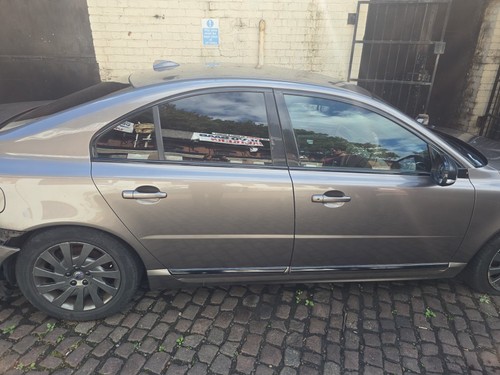 Volvo s80 right rear - rear, door