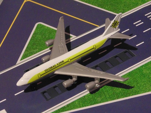Rev yellow 747 - yellow, plane