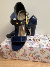 NAVY BLUE MID HEEL  T bar
