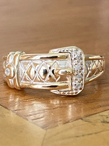 Gents solid 9ct gold - solid,
