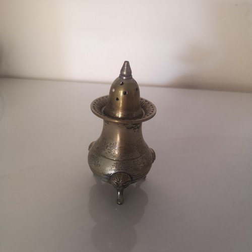 Vintage pepper pot - ,