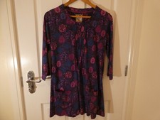 Beautiful Ladies Country Rose Tunic, Size S with Free Scarf, Excellent Condition