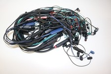 30 wired in ear headphones job