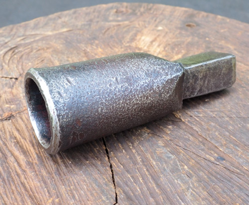 Tall blacksmith forming - tall, ring