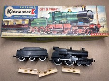 Kitmaster No.24 City of Truro