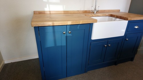 Freestanding belfast - freestanding,