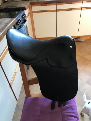 Barnsby pony saddle - 16”,